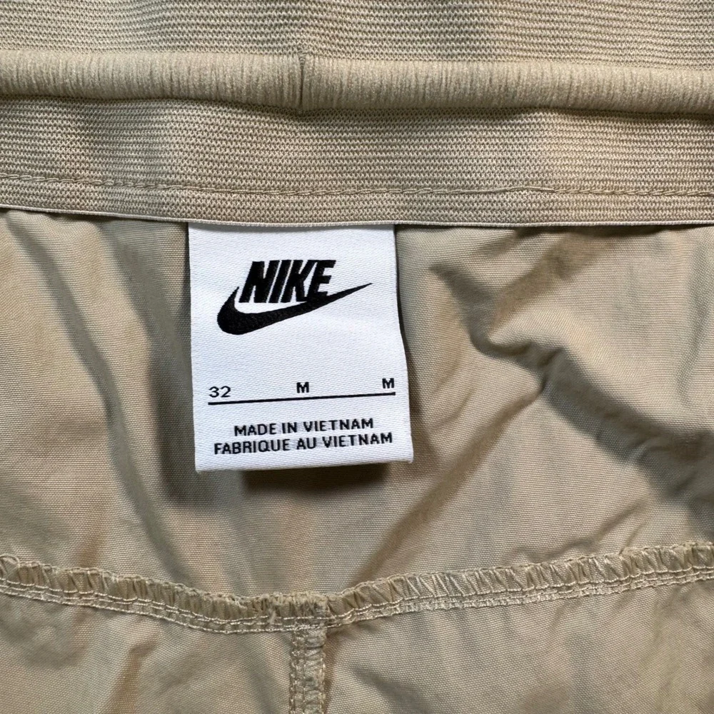 Nike Mens Cargo Pants Khaki Tan Tech Utility Multi-Pocket Tapered Size 32 M